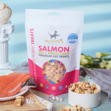 Load image into Gallery viewer, McLovin&#39;s Freeze-Dried Premium Cat Treats Salmon 2.5 oz
